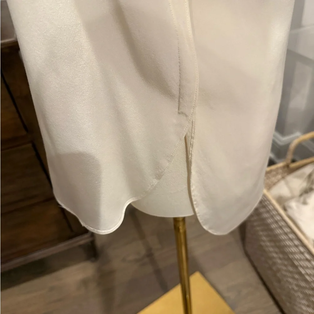 Vince Cream Short Sleeve Blouse with Mandarin Collar -XS - Picture 3 of 5
